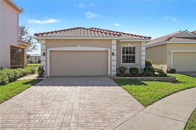 Beach Home For Sale in Fort Myers, Florida