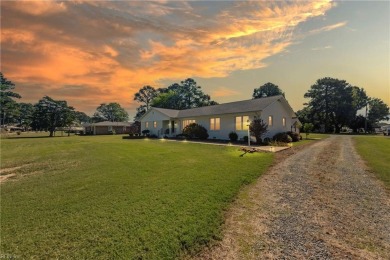 Beach Home For Sale in Deltaville, Virginia