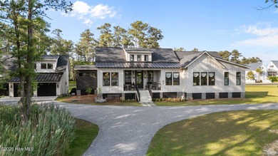 Beach Home For Sale in Oriental, North Carolina