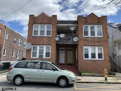 Beach Townhome/Townhouse For Sale in Atlantic City, New Jersey