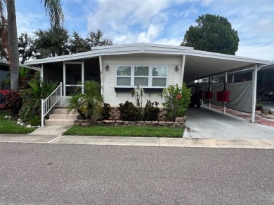 Beach Home Sale Pending in Clearwater, Florida