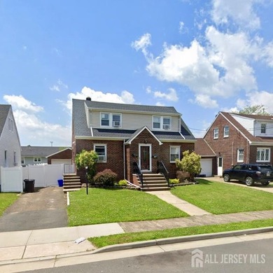Beach Lot Active Under Contract in Carteret, New Jersey