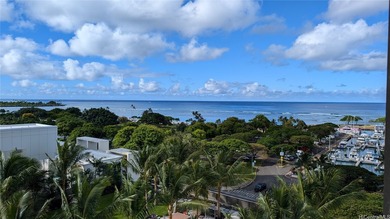 Beach Condo For Sale in Honolulu, Hawaii