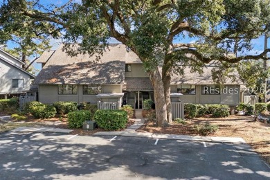 Beach Condo For Sale in Hilton Head Island, South Carolina