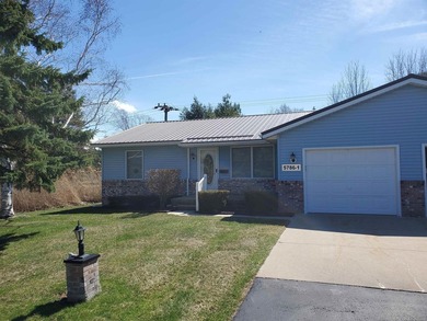 Beach Condo For Sale in Lexington, Michigan