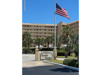 Beach Condo For Sale in Cocoa Beach, Florida