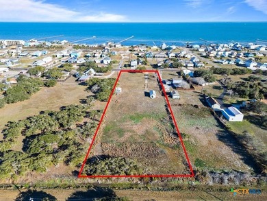 Beach Acreage Active Under Contract in Rockport, Texas
