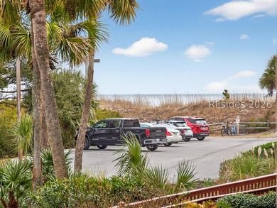 Beach Condo For Sale in Hilton Head Island, South Carolina