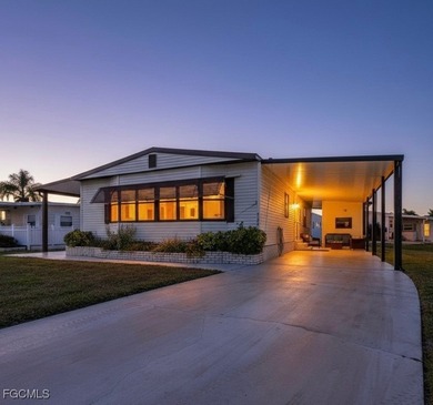 Beach Home For Sale in Fort Myers, Florida