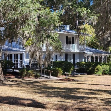 Beach Home For Sale in Bluffton, South Carolina
