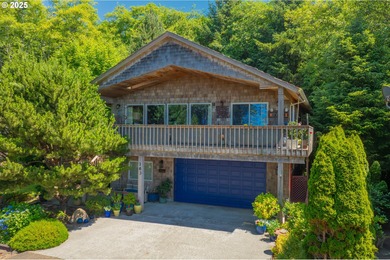 Beach Home For Sale in Cannon Beach, Oregon