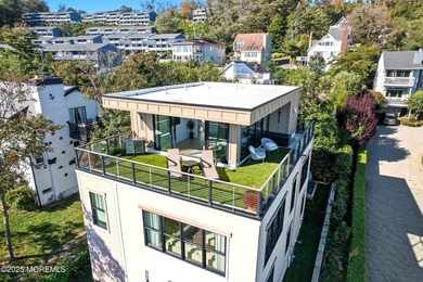 Beach Home For Sale in Highlands, New Jersey