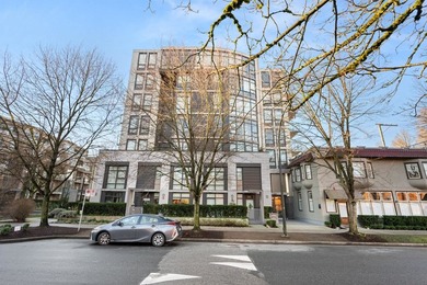 Beach Condo For Sale in Vancouver, British Columbia