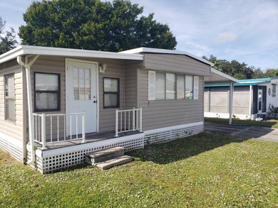 Beach Home For Sale in Ruskin, Florida