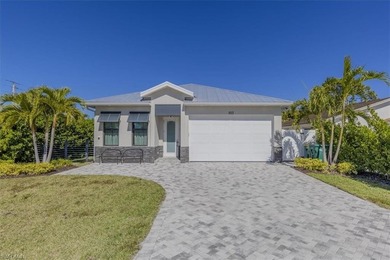 Beach Home For Sale in Naples, Florida