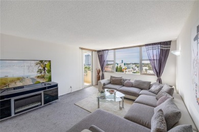 Beach Condo For Sale in Hallandale Beach, Florida