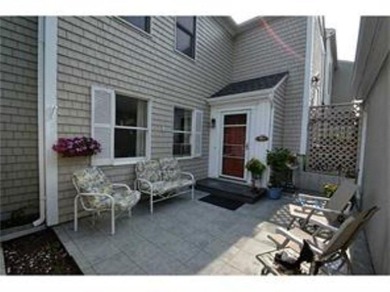 Beach Condo For Sale in Bristol, Rhode Island