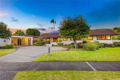 Beach Home For Sale in Honolulu, Hawaii