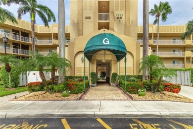 Beach Condo For Sale in Tamarac, Florida
