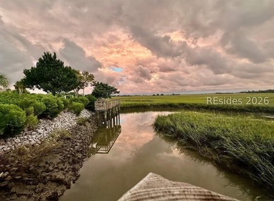 Beach Condo For Sale in Saint Helena Island, South Carolina