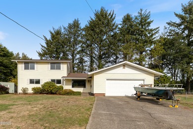 Beach Home For Sale in Newport, Oregon