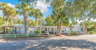 Beach Home For Sale in Isle of Palms, South Carolina