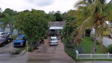 Beach Home For Sale in Lake Worth, Florida