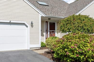 Beach Condo For Sale in Mashpee, Massachusetts