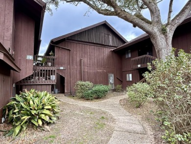 Beach Condo For Sale in Diamondhead, Mississippi