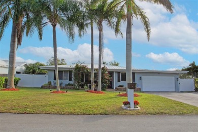 Beach Home For Sale in Boynton Beach, Florida