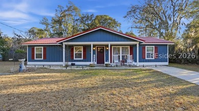 Beach Home For Sale in Beaufort, South Carolina