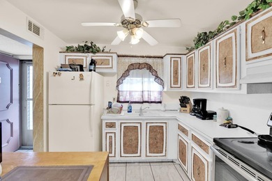 Beach Condo For Sale in Palm Springs, Florida