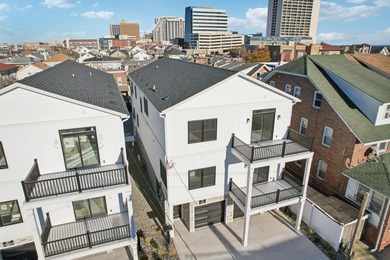 Beach Townhome/Townhouse For Sale in Atlantic City, New Jersey