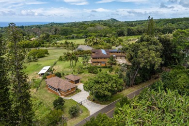 Beach Home For Sale in Haiku, Hawaii