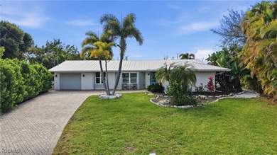 Beach Home For Sale in Sanibel, Florida
