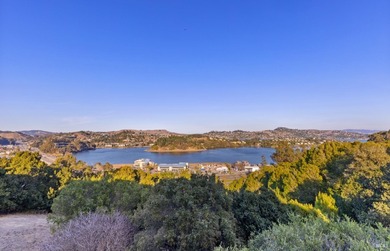 Beach Condo For Sale in Sausalito, California