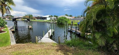 Beach Lot For Sale in Cape Coral, Florida
