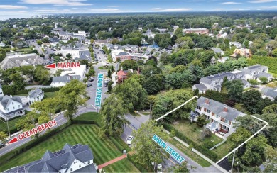 Beach Townhome/Townhouse For Sale in Westhampton Beach, New York