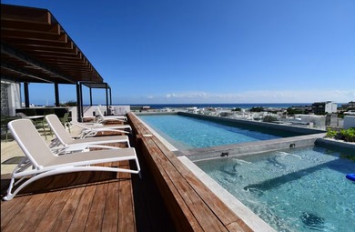 Beach Condo For Sale in Playa Del Carmen, 