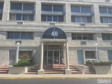 Beach Condo/TH For Sale in Perth Amboy, New Jersey