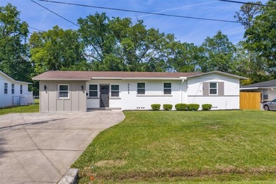 Beach Home Sale Pending in Jacksonville, Florida