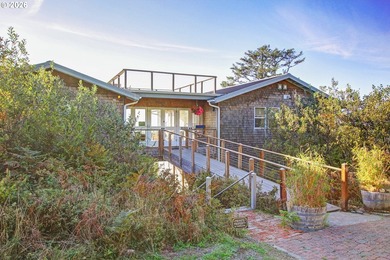 Beach Home For Sale in Ocean Park, Washington