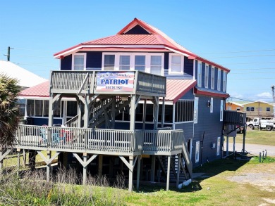 Beach Home For Sale in Grand Isle, Louisiana