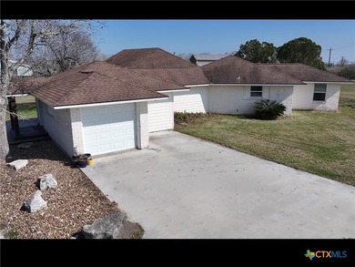 Home For Sale in Port Lavaca image photo picture