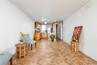 Beach Condo For Sale in Aiea, Hawaii