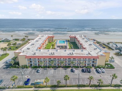 Beach Condo For Sale in New Smyrna Beach, Florida