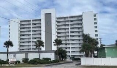 Beach Condo For Sale in Ormond Beach, Florida