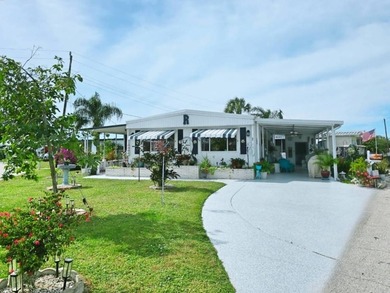 Beach Home For Sale in Nokomis, Florida