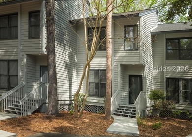 Beach Condo Active Under Contract in Hilton Head Island, South Carolina