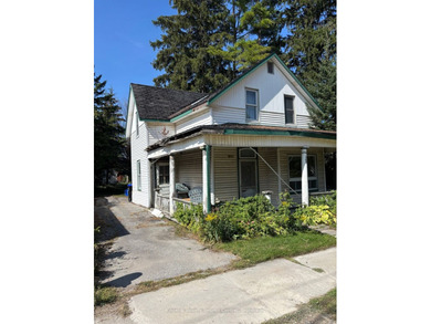 Beach Home For Sale in Collingwood, Ontario